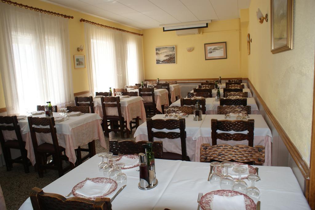 Hostal Gran Sol Llanca Luaran gambar