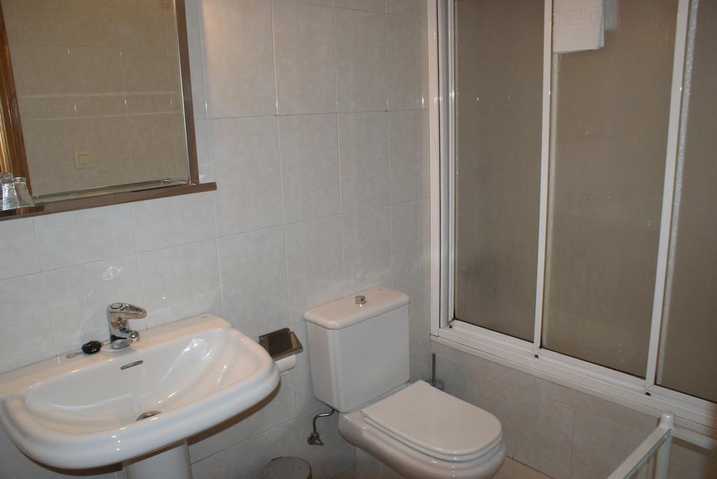 Hostal Gran Sol Llanca Luaran gambar